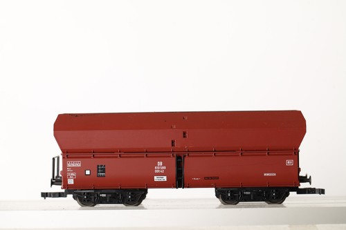 Roco H0 Selbstentladewagen der DB 610 589  00t 42 mit Ladung / Styropor (352453) | Condition: Gebraucht
