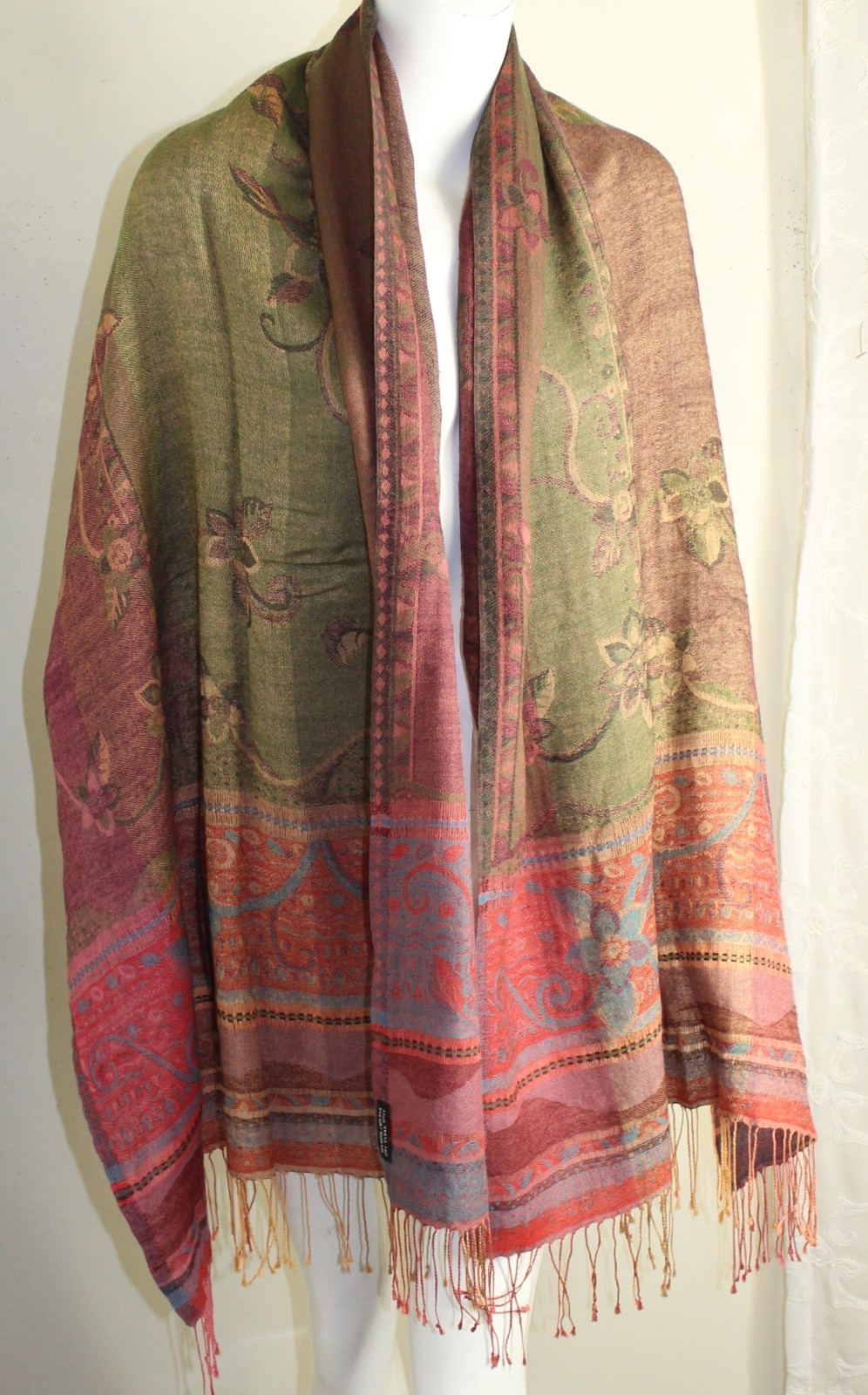 Estate Designer REALLY NICE 50% Wool Silk Finely Woven Shawl Wrap Scarf