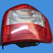 Opel Zafira 1.8 A Heckleuchte komplett R