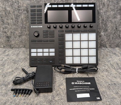 Native Instruments Maschine MK3 MIDI Controller Color Screen 16 Pads Black