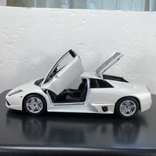 Maisto Special Edition 1:18 2006 Lamborghini Murcielago White Nuy 4 Get 1 FREE!