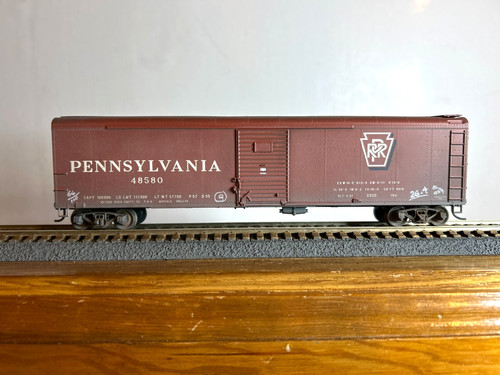 BOWSER #????  P.R.R. X-32D 50' techo redondo S.D. Box Car #48580 con Grafitti 1:87 | Zustand: Used