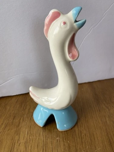 Vintage Shawnee Pottery Pie Bird Rooster Vent  Large  RARE