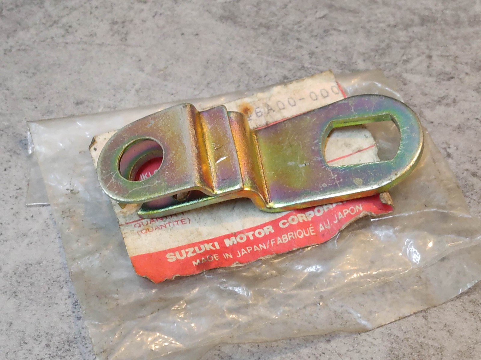 Bras d'embrayage Suzuki 23212-46A00 pour réparer la commande de votre RMX50
