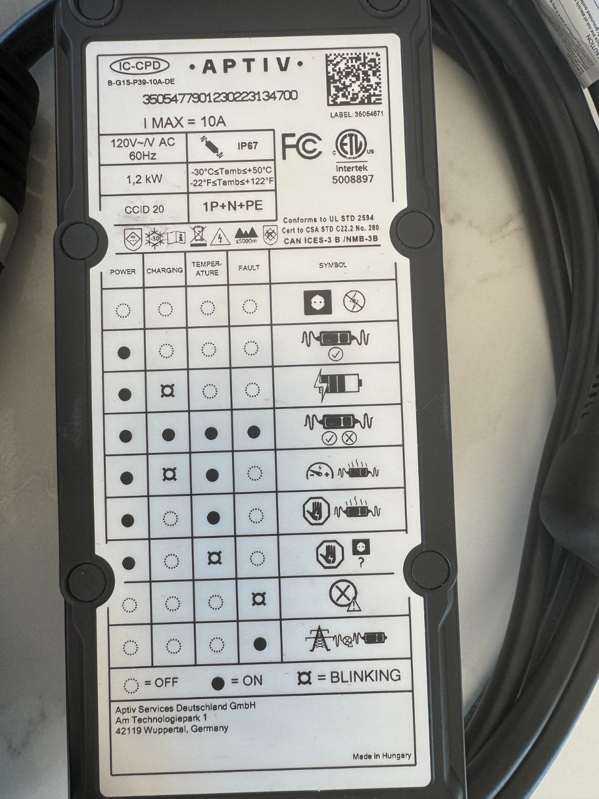 McLaren Artura Charging port