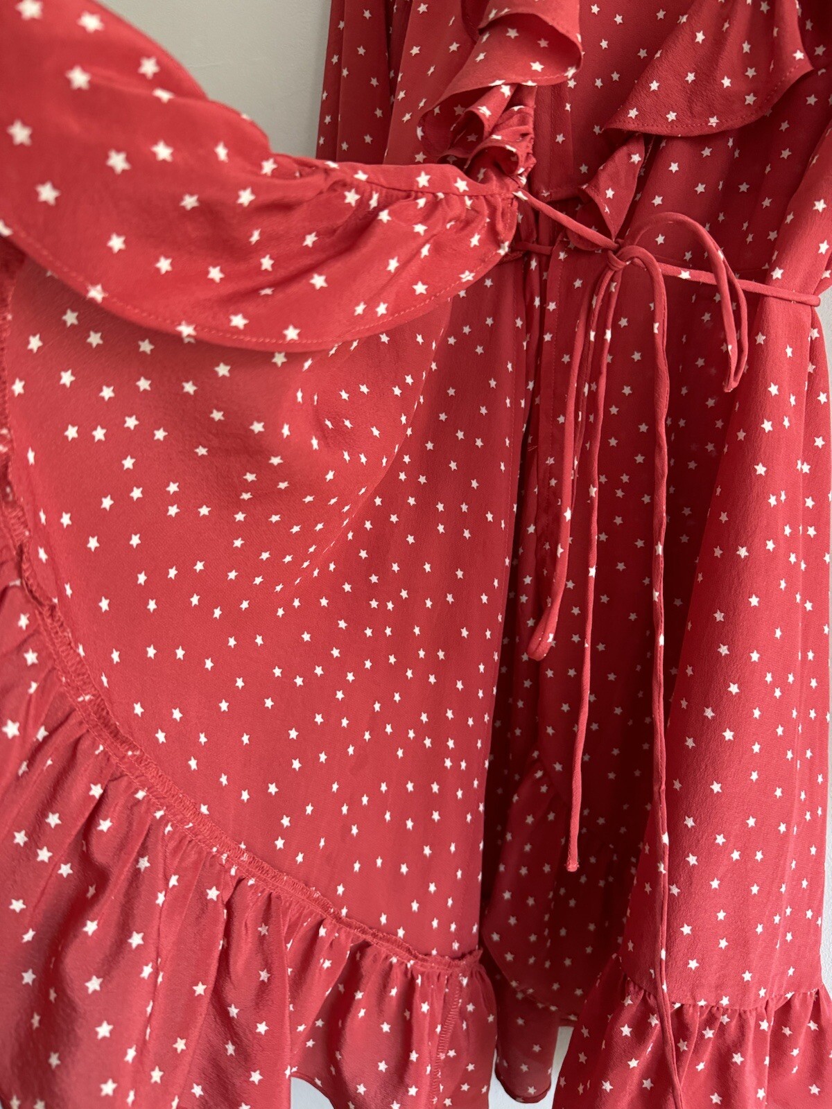 Réalisation Par Red Ruffled Alexandra Mini Wrap S… - image 17