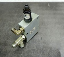 Parker PR101S30  Hydraulic Valve PRC101S30-8T