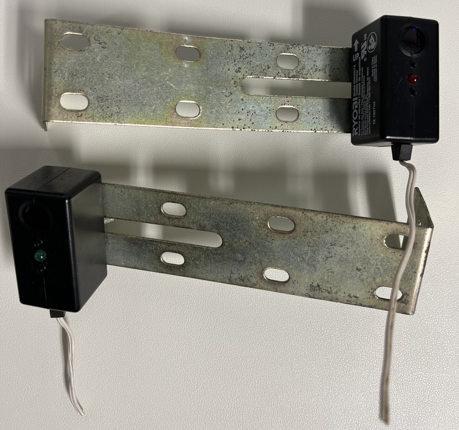 Ryobi Garage Door Opener Photo Eyes Safety Sensors (GDA200RX & GDA200TX