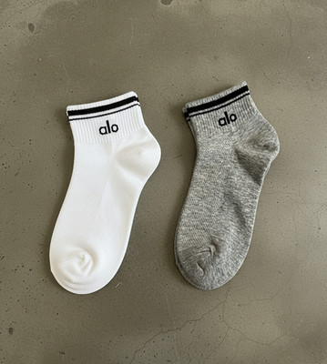 ALO Yoga Crew Socks 4-Pack White & Gray Unisex Soft Cotton Gym