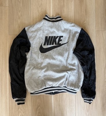 Vintage Nike Black Grey Swoosh Reversible Windbreaker Jacket Tag Medium