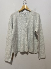 Women's GAP Button Up Cardigan Lt Heather Gray Size Large V Neck Soft, Fuzzy