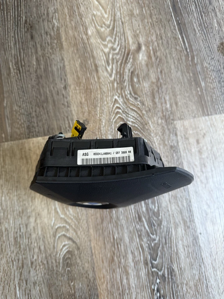 BMW 525i 530i 2006-2010 volante izquierdo triángulo Foto 2 de 4