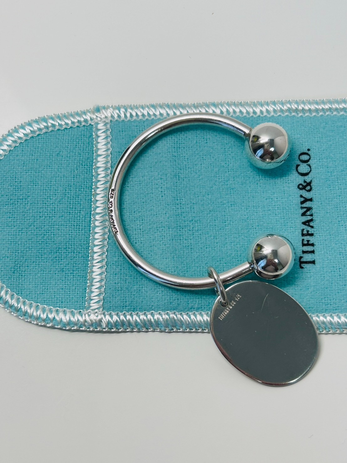 Tiffany & Co. Sterling Silver 925 Round Tag Screw Ball Key Ring Charm 17g Poucch image 6