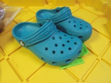 New Crocs Classic Clog Childrens 10 Turbo Teal New Crocs Classic Clog Childrens 10 Turbo Teal