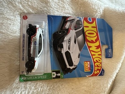 Hot wheels ford mustang mach e 