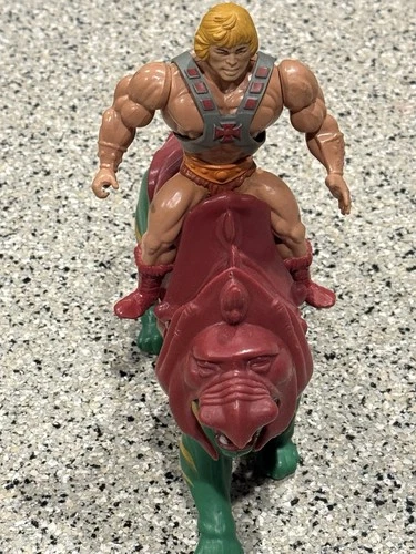 Vintage MOTU 1981 He-Man And Battle Cat Includes Armor No Accessories