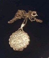 Vintage  14ct Rolled Gold Double Picture Locket Rich Gold  Nice Condition