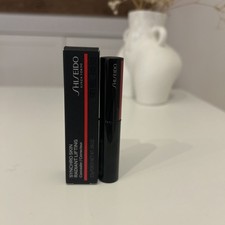 Shiseido Synchro Skin Radiant Lifting Concealer Shade 202 Light 