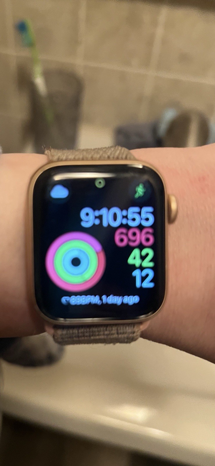 Apple Watch Series 4 Smartwatch with Advanced Health Features