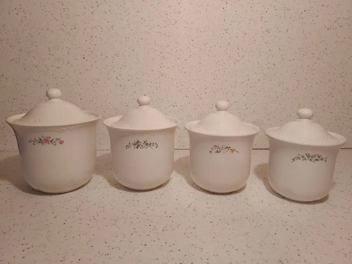 Set of 4 Meadow Lane Stoneware Canisters w/Lids