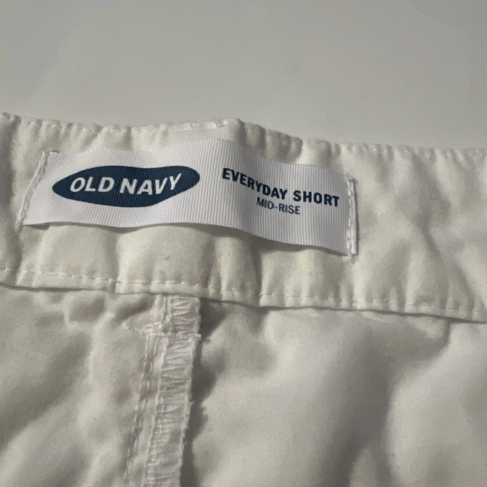 Pantalones cortos Old Navy para mujer blancos 100 % algodón totalmente forrados con ojales talla 10 tiro medio Foto 4 de 4