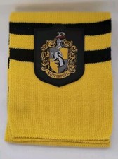 Official Wizarding World of Harry Potter Scarf - Hufflepuff