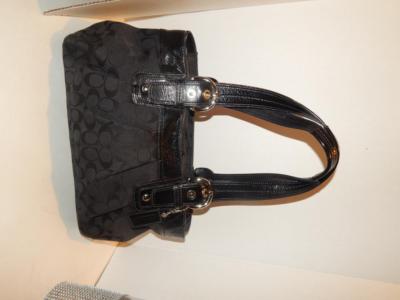 Coach Black Soho Pleated Leather Tote #F13742 Shoulder Bag. Purse
