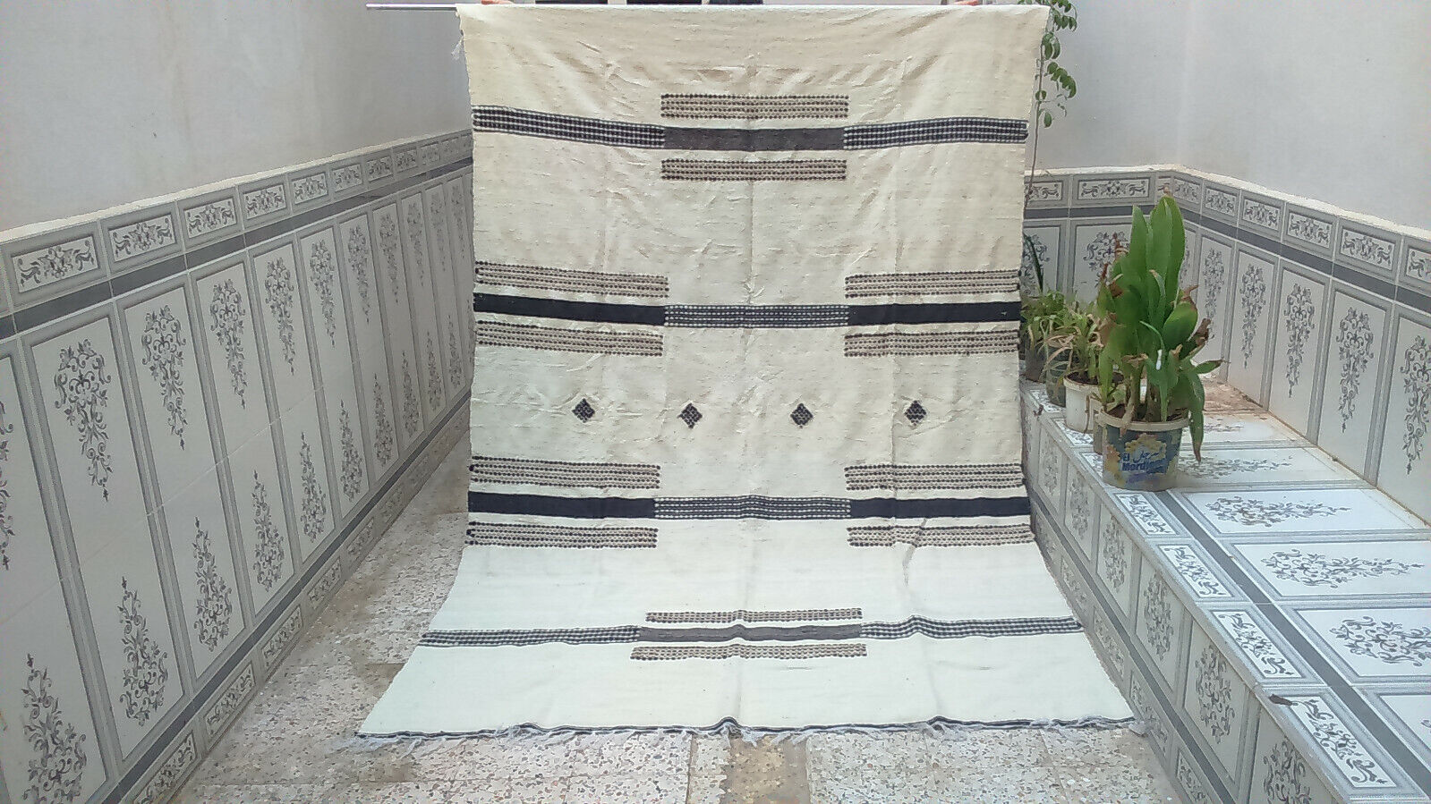 Vintage Handmade Moroccan Azilal Wool Rug Beni Ourain Berber Carpet 5.5 x 8.5 ft