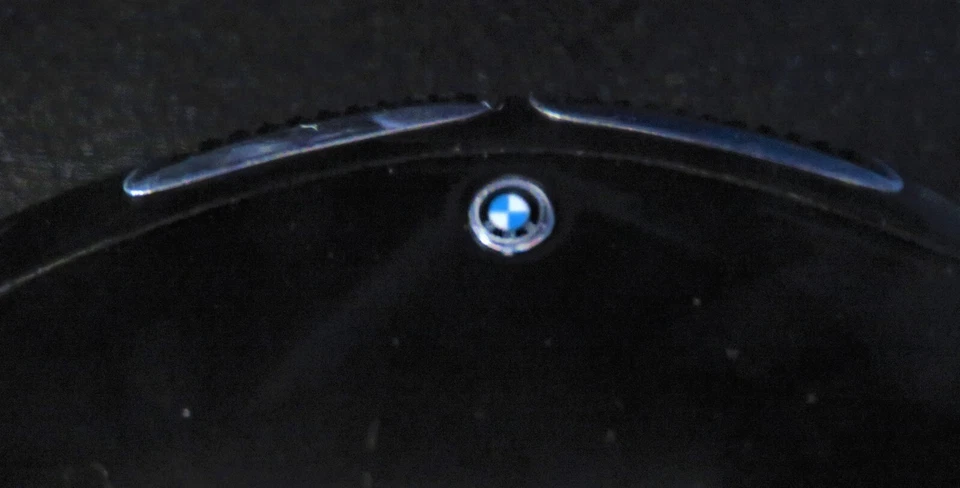 2003 BMW 645 CI  BLACK   HOT WHEELS   1/18 - Image 4 of 4