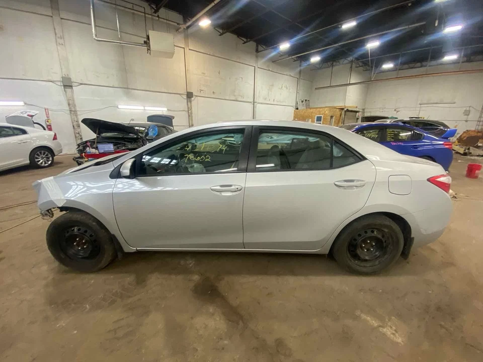 Compresor de aire acondicionado usado se adapta a: Toyota Corolla 2015 grado A Foto 4 de 4