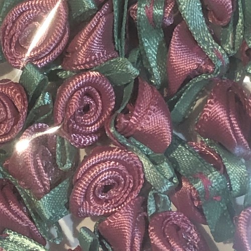 50 SATIN MINI BAND ROSEN 3/8" Applikation Nähen Schleife Handwerk Wählen Sie Ihre Farbe! NEU - Bild 5 von 32
