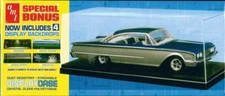 AMT 600 Clear Display CASE w/ black base and 4 backdrops for cars 1/24 and 1/25