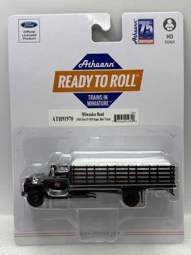 Camión vehículo Ford F-850 1968 con plataforma de estacas HO Athearn RTR 91970 Milwaukee Road NUEVO | Condition: New