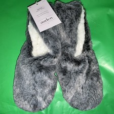 Auden Faux Fur Slipper Socks Women's Size M/L 8-10 NWT Grey White Fleece Grip