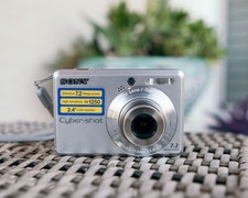 Sony Cyber-shot DSC-S730 Point and Shoot DigiCam Silver Tested Working