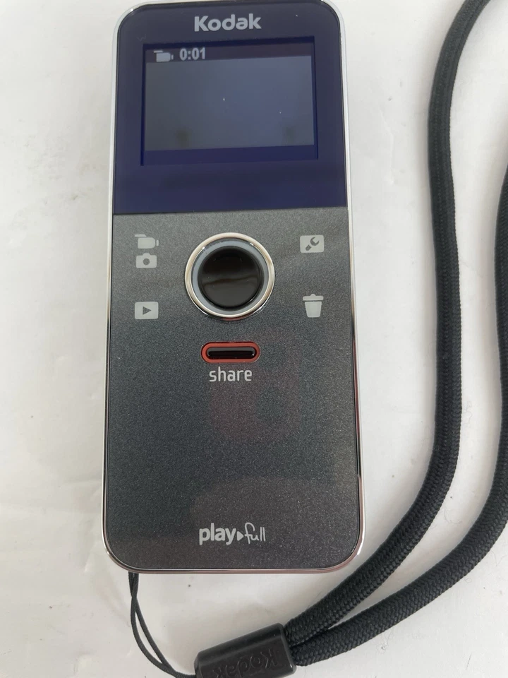 Cámara de video digital Kodak ZE1 Play-ful HD 1080p 5 MP funciona Foto 2 de 4