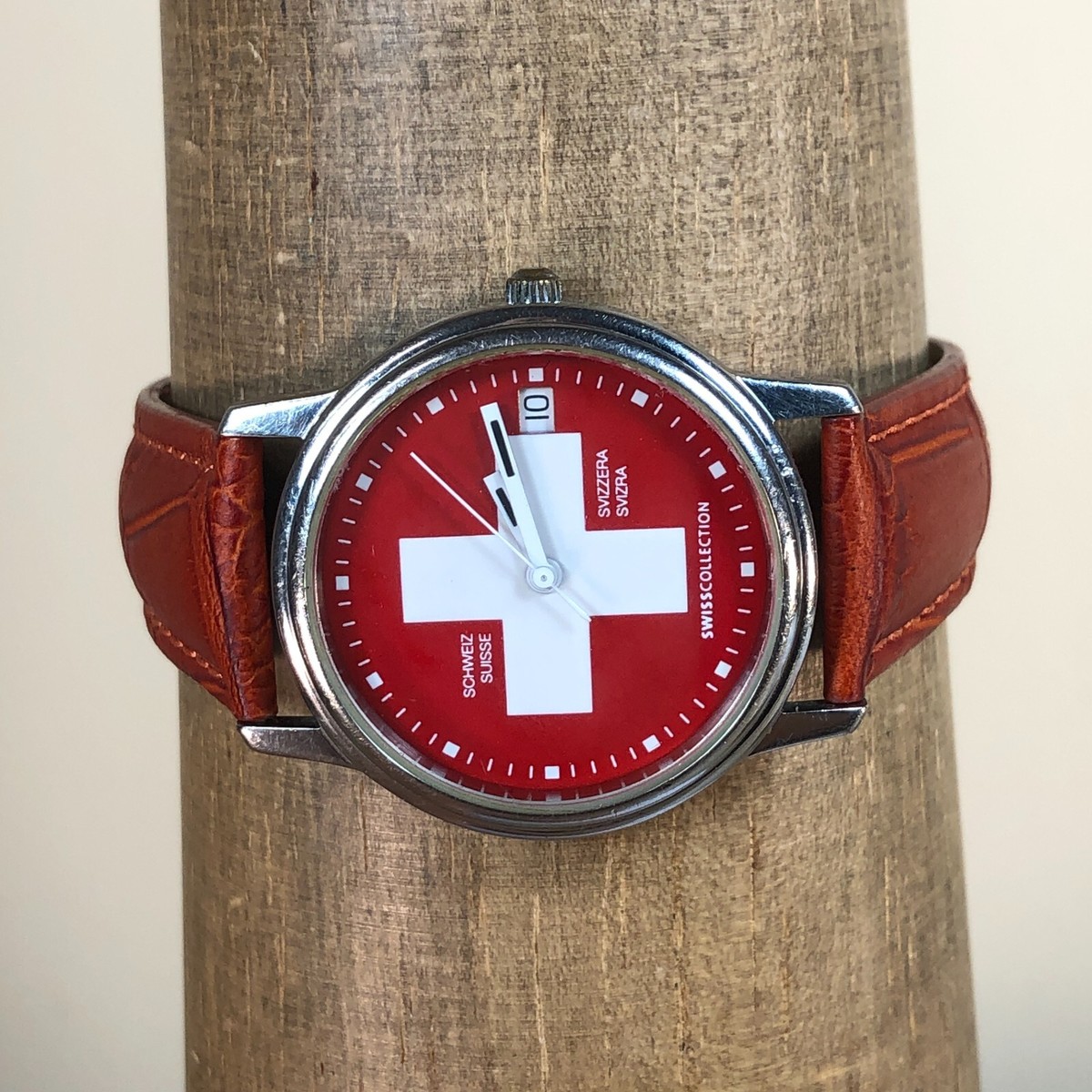 Women\'s Silver Band/Red Dial Stainless Steel Luxury Quartz Analog Wrist Watch Swiss Collection Women Red Dial Date White Cross Leather  main image 4