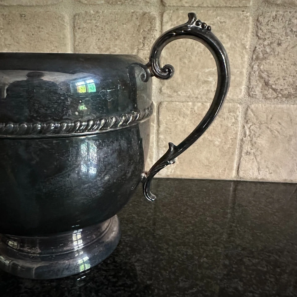 Jarra de bebidas de agua vintage Lancaster Silver Co placa de plata de 6" placa de plata Foto 3 de 4