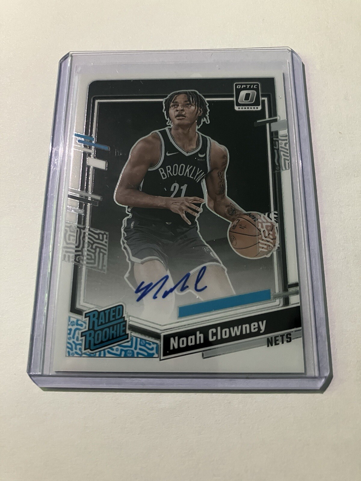 2023-24 Panini Donruss Optic - Rated Rookie Signatures #257 Noah Clowney On Card