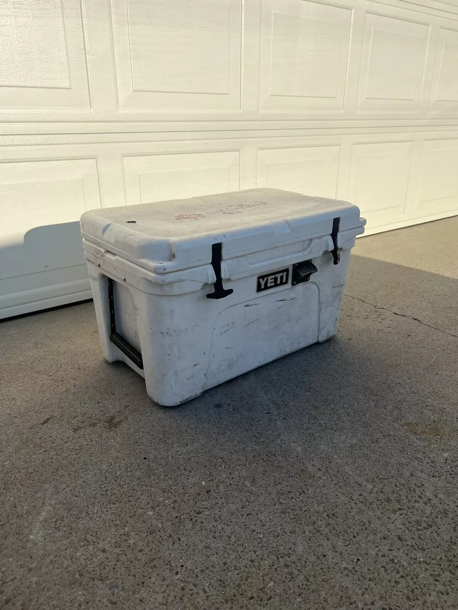 Yeti cooler cheap grey