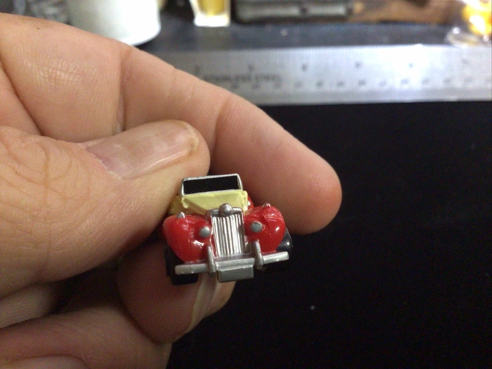 Micro Machines MG TF 红色米色 1986 Galoob 压铸玩具车 复古 — 第 2/4 张图片