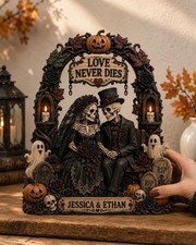 Personalized Skeleton Wedding Gift, Spooky Couple Figurine