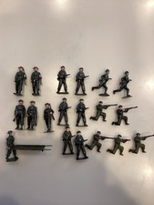 Britains British WWI Infantry in Action with Tommy guns