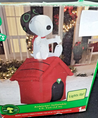Gemmy 4' Airblown Lighted Peanuts Snoopy Christmas Inflatable 4FEET TALL