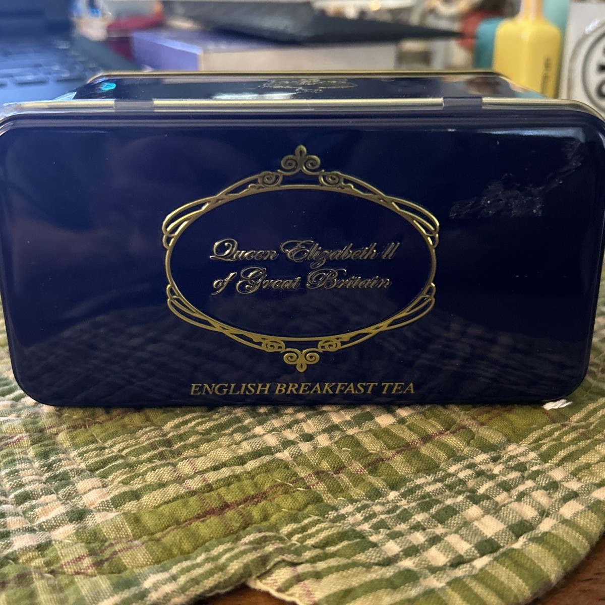 New English Tea Tin Queen Elizabeth II English Breakfast Tea 40