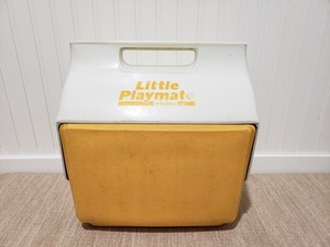 Vtg! LITTLE PLAYMATE By Igloo Handheld Lunchmate Cooler (Yellow/White)
