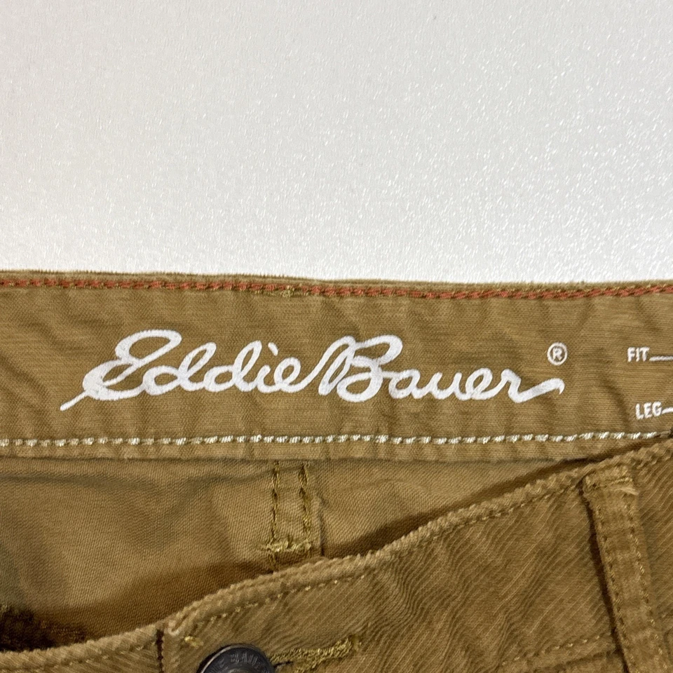 Pantalones de mujer Eddie Bauer 10 beige novio ajustados pana botón logotipo spandex Foto 2 de 4