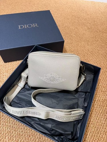 Dior Zip Camera Bag Light Grey Grained Leather Wide Strap Crossbody Pouch
