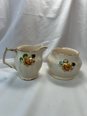Vintage Sadler Sugar And Creamer Set Burgundy And Yellow Roses