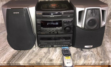 Aiwa NSX-V20 AM/FM Stereo Dual Cassette 3pc CD Changer Bookshelf Home Stereo